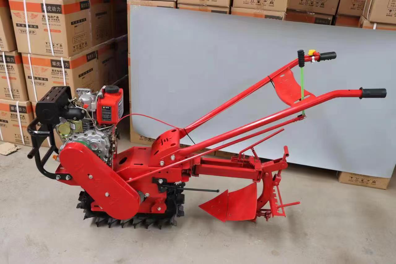 Multifuctional Agricultural Track Micro tiller machinery  Gasoline Diesel Engine