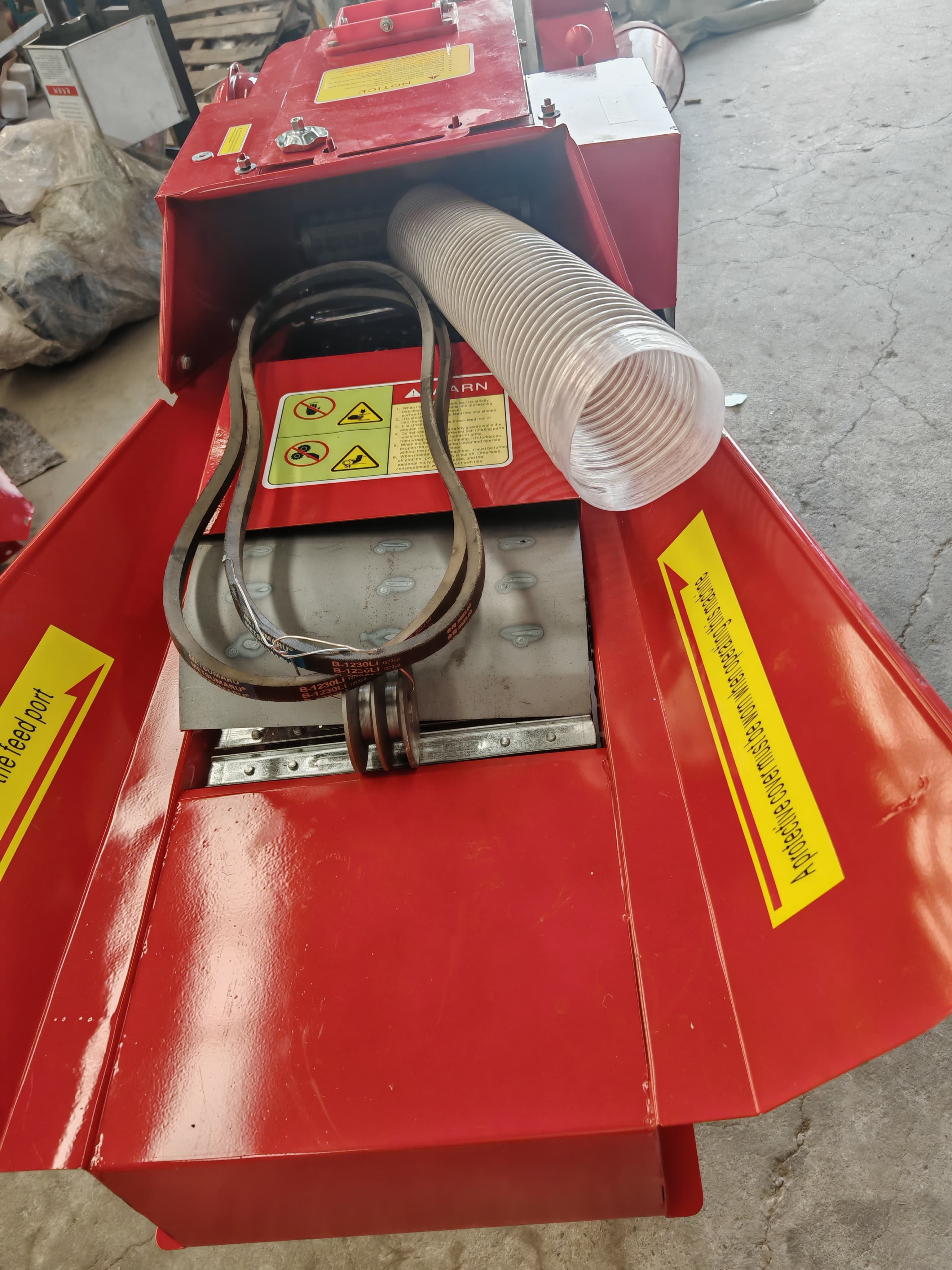 Horizontal Chaff Cutter Machine Straw Kneading Silk Grass Cutter Machine  Hay Gr