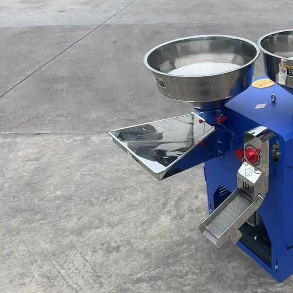 New rice threshing and crushing machine Household small fine bran rice miller Co